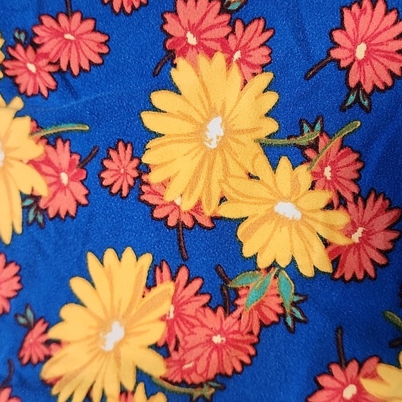 LuLaRoe Leggings Two Pair Skeletons and Flowers - Picture 3 of 6